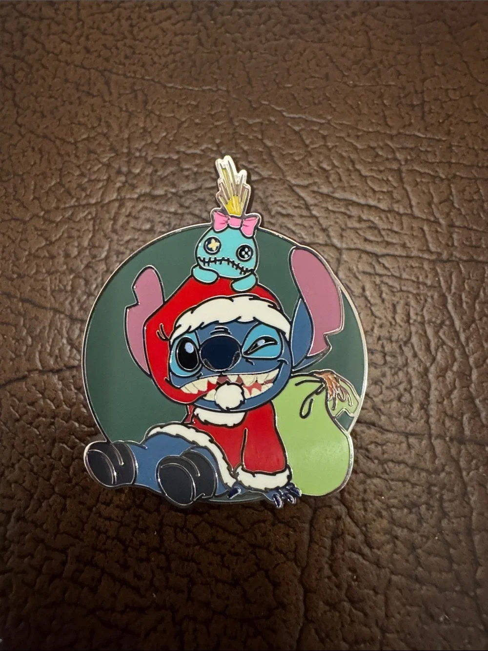 Santa Stitch with Scrump Disney trading pin